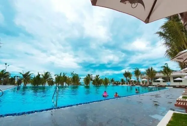 Sea Star Resort Quang Binh - Havuz