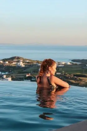 Sea & Stone Residence Mykonos - Havuz