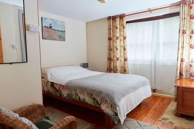 Sea View 1-bed Cottage With Private Garden - Oda