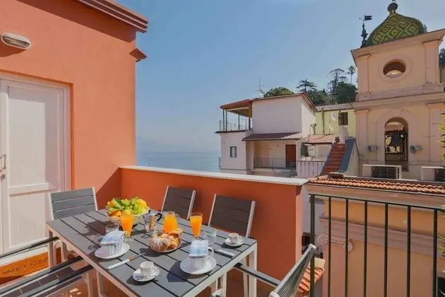 Sea View Apartment in Marina Grande
