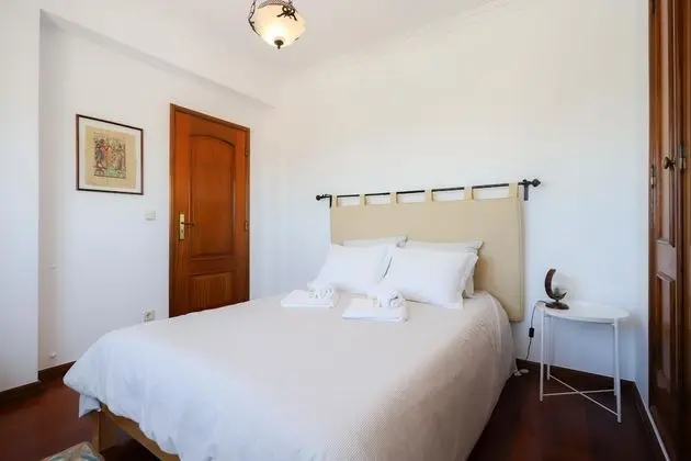 Sea View Apartment by Rent4all