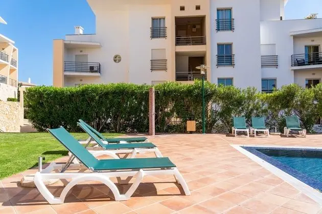 Sea view Apartment with sunbathing Terrace & 2 Swimming pools - Havuz