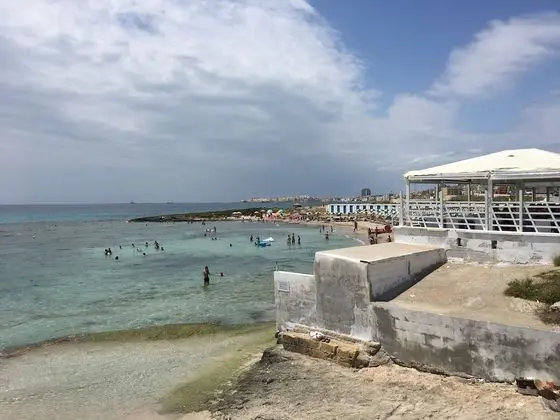 Sea view cottage on sea coast - Plaj