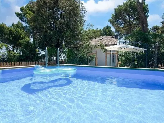 Sea View Villa With Private Pool, 2km From the Beach