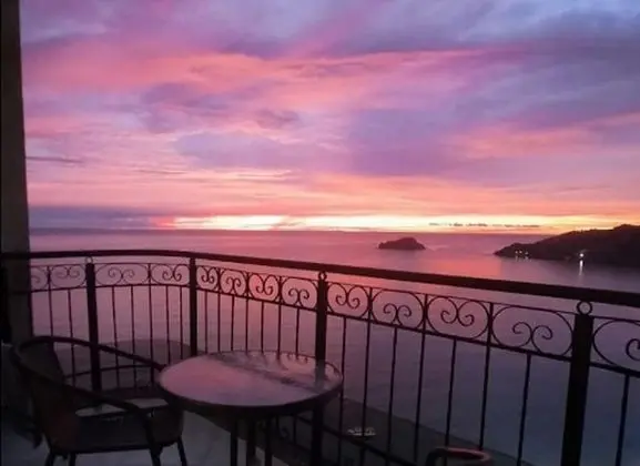 Sea View - Rodadero - First Beachfront Line - 2 Pools - Plaj