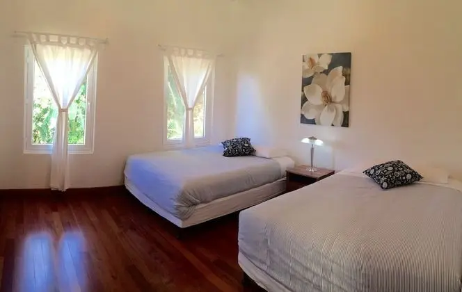 Sea Vue Luxury Vacation Condominiums - Oda