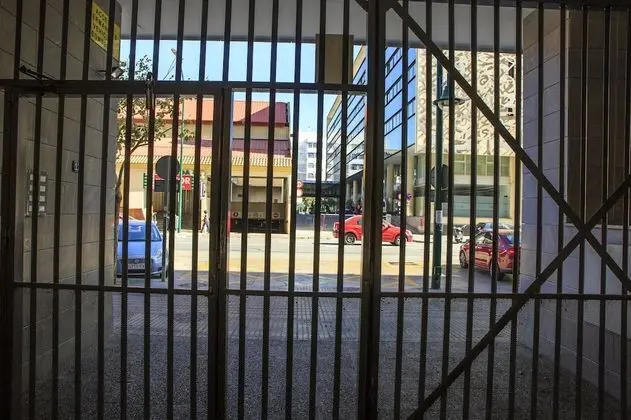 Sea & Wave Puerta del mar