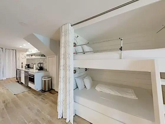 Seaborn Townhomes #2 - Casa Marina - Oda