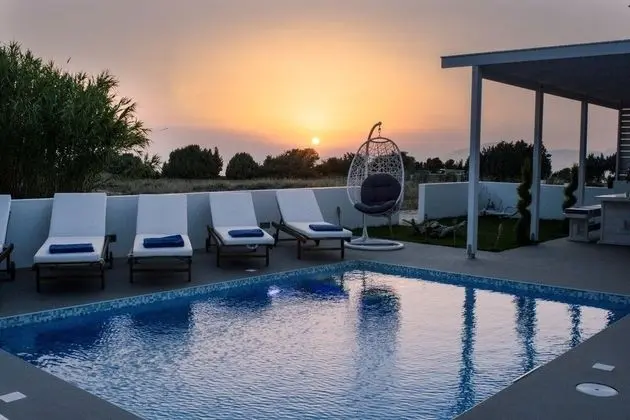 Seabreeze Villa - Havuz