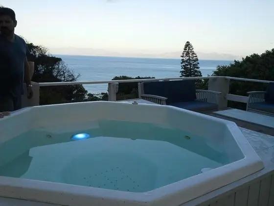 Seabreeze Luxury Two Bedroom Penthouse - Spa