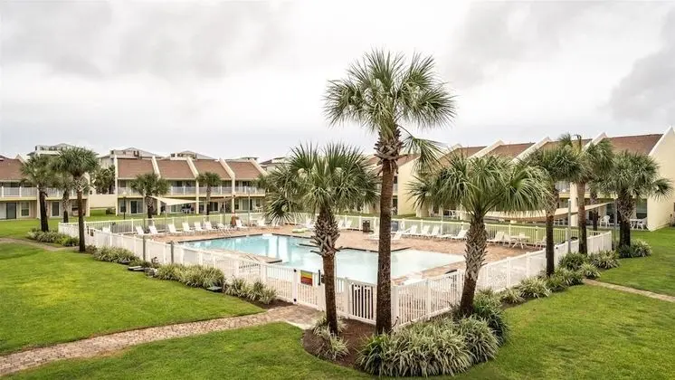 Seacove Townhome Collection by Seacove Homeowner Rentals