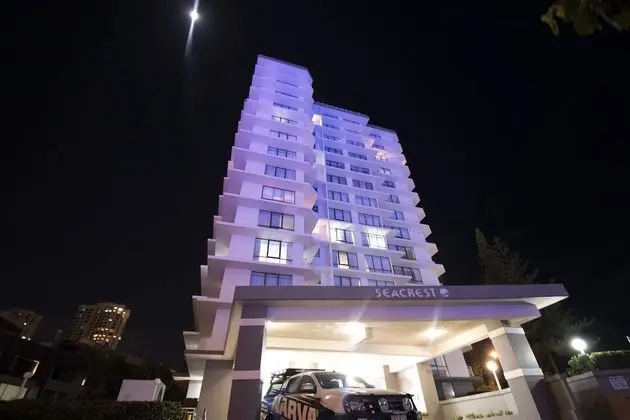 Seacrest Beachfront Holiday Apartments - Dış Mekan