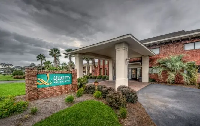 Seafarer Inn & Suites, Ascend Hotel Collection