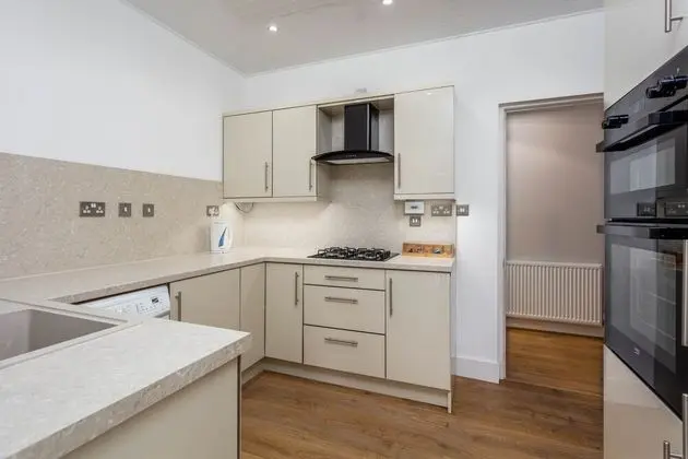 Seafield House - Donnini Apartments - Mutfak