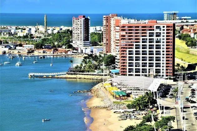 SEAFLATS Iate Plaza Hotel