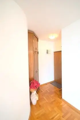 Seafront Apartment Bijela - Oda Düzeni
