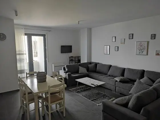 Seafront Apartment in Durres