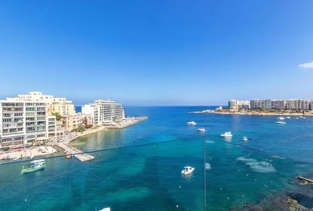 Seafront Triplex Penthouse Luxury Designer - Genel