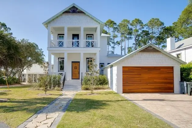 Seagrove Manor by Avantstay Free Paddle Boards Lake Front Yard & Pet Friendly