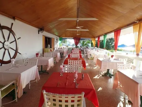 Seagull Beach Studio At Montego Bay Club Resort - Yerinde Yemek