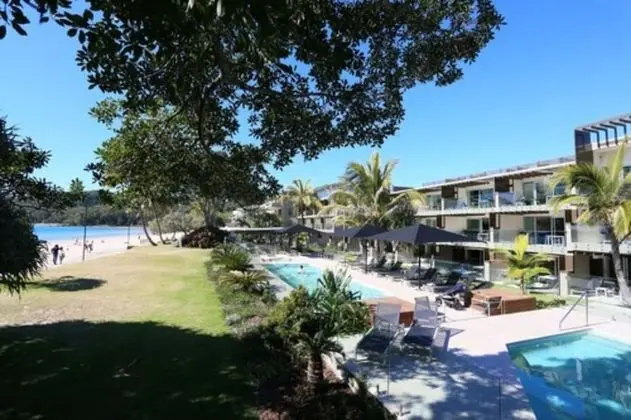 Seahaven Noosa Beachfront Resort - Dış Mekan