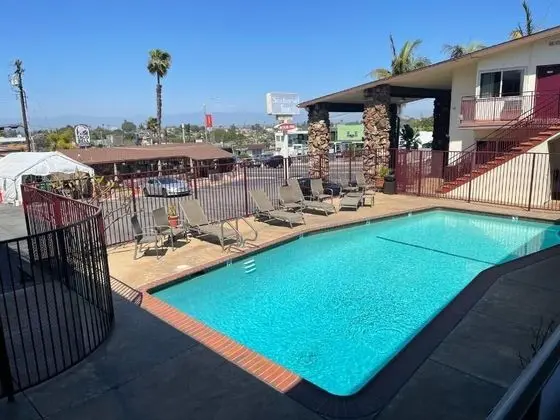 SEAHORSE INN - Havuz