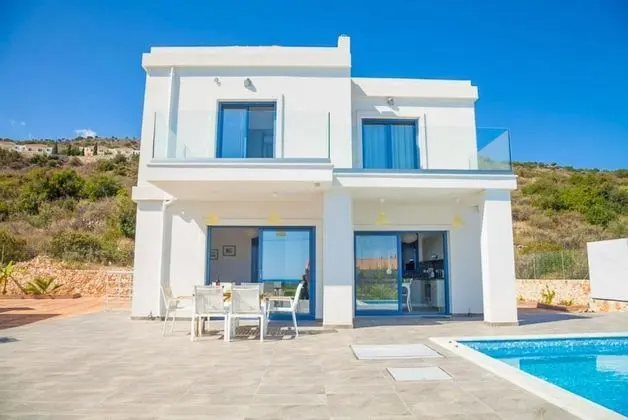 Villa Seahorse Large Private Pool Walk to Beach Sea Views A C Wifi Eco-friendly - 2639