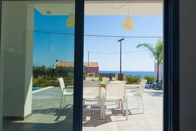 Villa Seahorse Large Private Pool Walk to Beach Sea Views A C Wifi Eco-friendly - 2639 - Oda