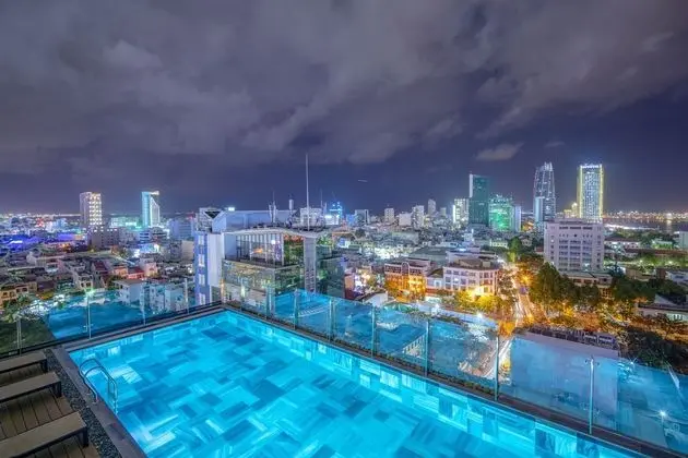 Seahorse Office and Hotel - Havuz
