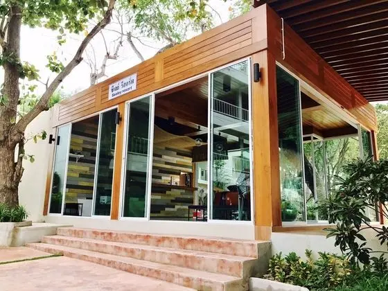 Sealey Resort Koh Larn - Lobi