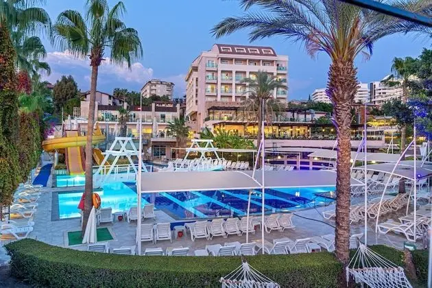 Sealife Buket Resort & Beach Hotel - 6