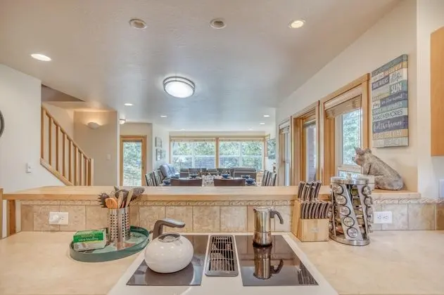 Seas The Day Pacific City