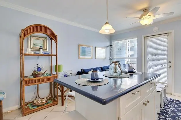 Seascape 1120 in Galveston - Oda