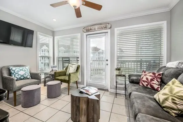 Seascape 1215 in Galveston