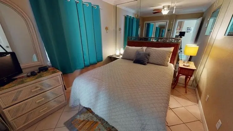 Seascape 1308 in Galveston - Oda