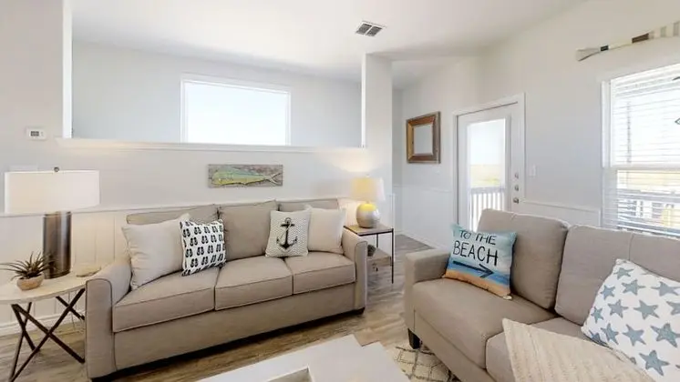 Seashell Beach - 14902