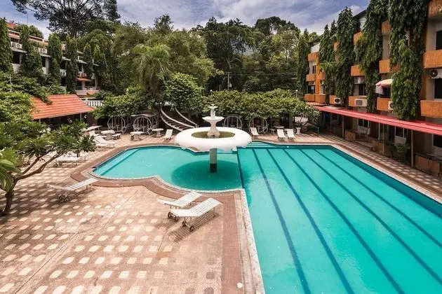 Seashore Pattaya Resort - Havuz