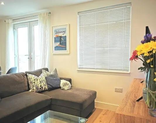 Seaside Apartment in the Heart of East Wittering Village - İç Mekan