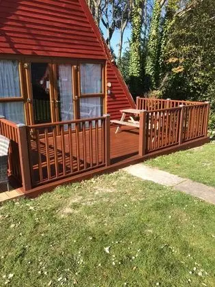Seaside Chalet - Sleeps 6 - Dış Mekan