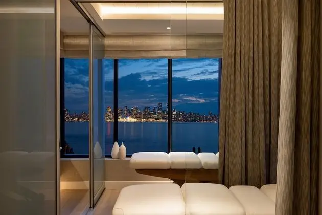 Seaside Hotel North Vancouver - Spa
