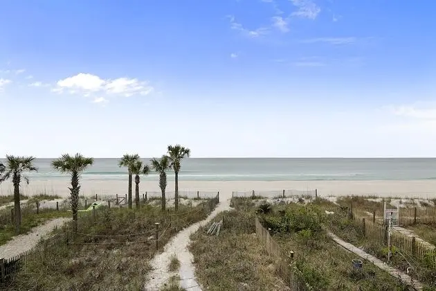 Seaside Pointe by Book That Condo