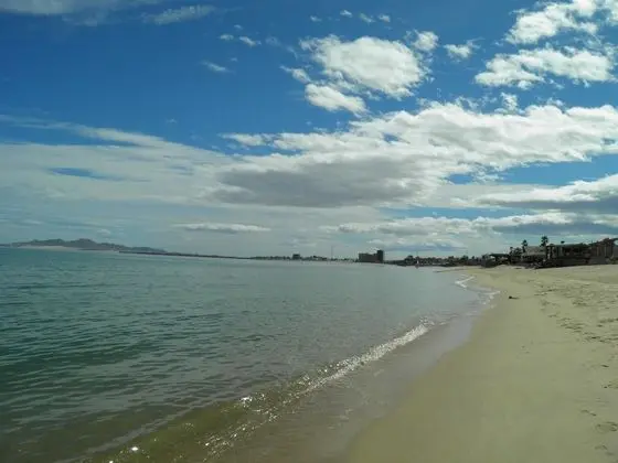 Seaside Hotel & Victor's RV Park - Plaj