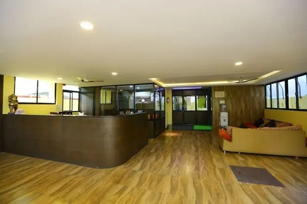 Season 4 Residences - Thiruvanmiyur - Lobi