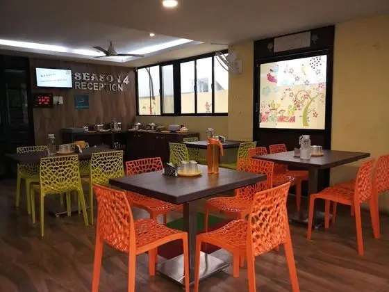 Season 4 Residences - Thiruvanmiyur - Yerinde Yemek
