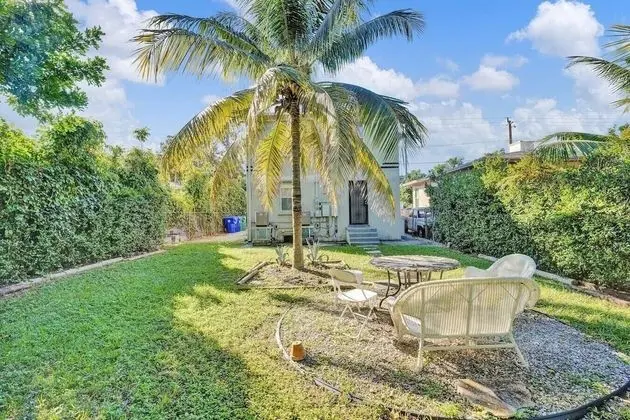 Season Discount!! Biscayne Deluxe House, 4br/2bath, Free Parking, Garden & Bbq!