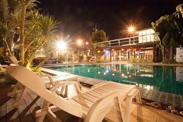 Season Palace Huahin Hotel - Havuz
