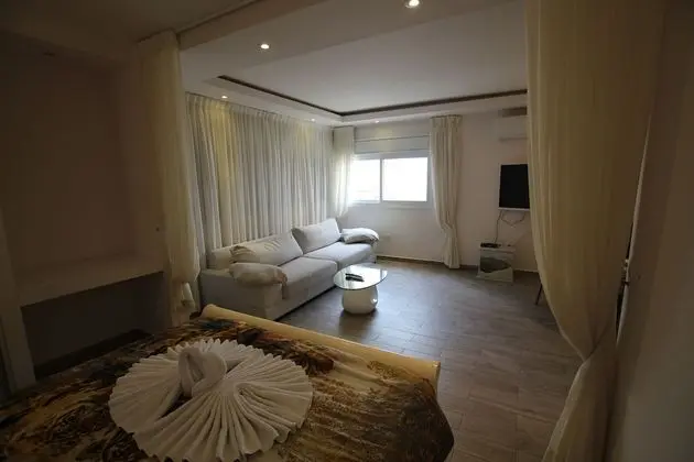 The Seasons Beach Design Studio Sea View - Oda Düzeni