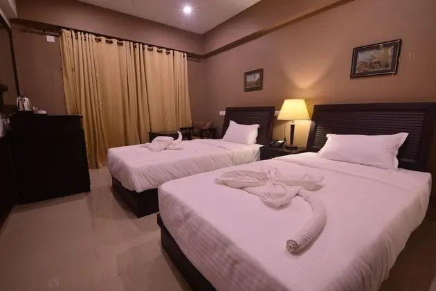 Seasons Hotels & Resorts - Oda