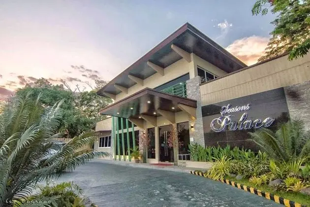Seasons Hotel Sablayan