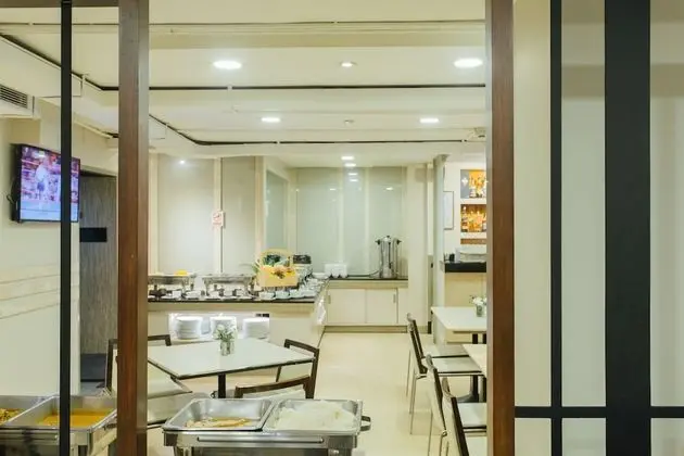 Seasons Siam Hotel - Yerinde Yemek